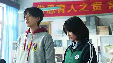 纯爱战神应声笑死！！！电影《她的小梨涡》定档七夕 东北纯爱喜剧先笑后甜